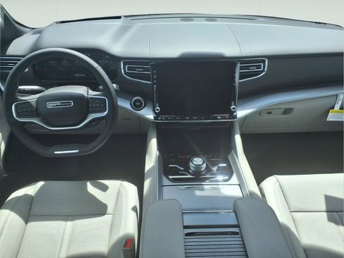 New 2026 Jeep Grand Wagoneer Limited AWD/4WD image 8