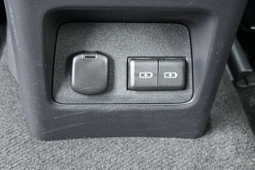 Used 2025 Lexus NX 250 FWD w/ Cold Area Package image 17