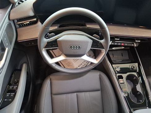 New 2026 Audi Q3 quattro 2.0T AWD/4WD image 7