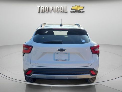 New 2026 Chevrolet Trax LT image 4