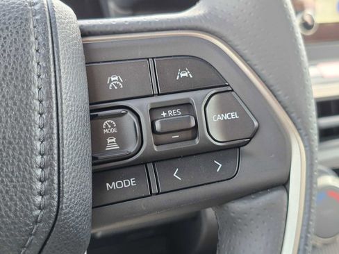 Certified 2025 Toyota 4Runner SR5 image 35