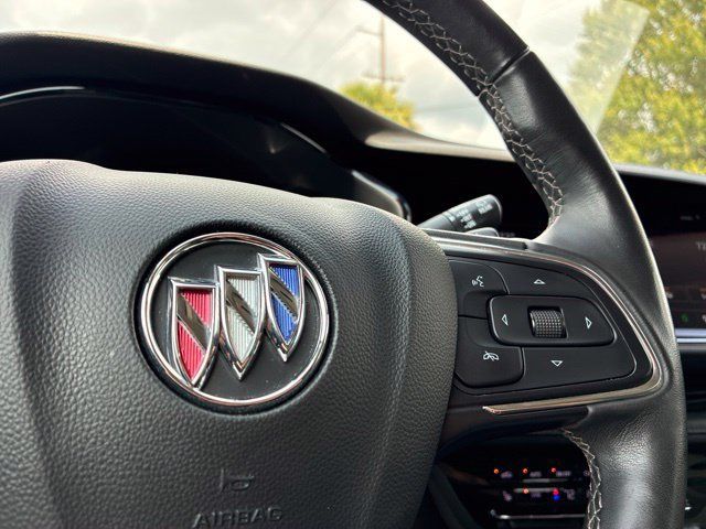 Used 2023 Buick Envision Preferred FWD image 28