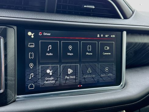 Used 2024 GMC Yukon Denali RWD image 9