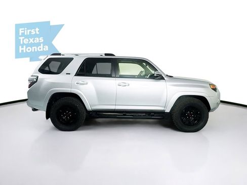 Used 2021 Toyota 4Runner SR5 Premium image 8