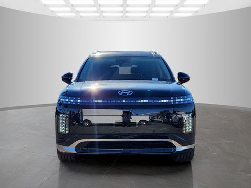 New 2026 Hyundai Ioniq 9 Calligraphy image 2