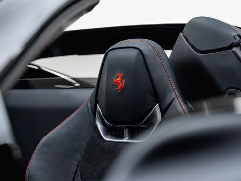 Used 2024 Ferrari 296 GTS RWD image 41