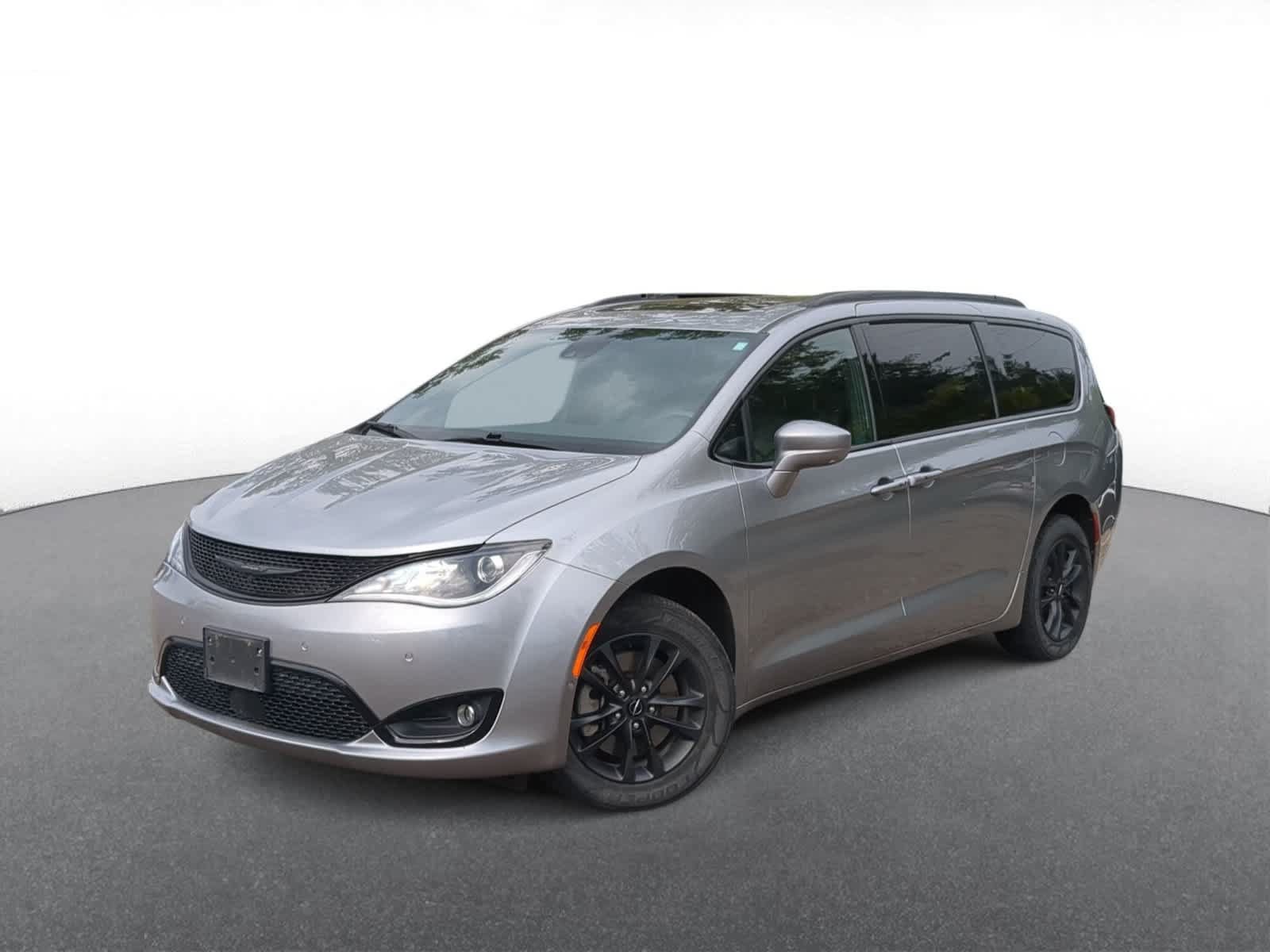 Certified 2020 Chrysler Pacifica Touring-L w/ Advanced Safetytec Group AWD/4WD image 1