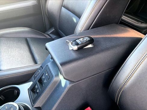 Used 2021 Ford Bronco Badlands image 35