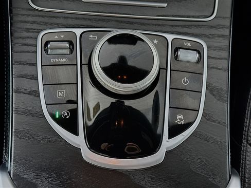 Certified 2018 Mercedes-Benz GLC 300 4MATIC image 20