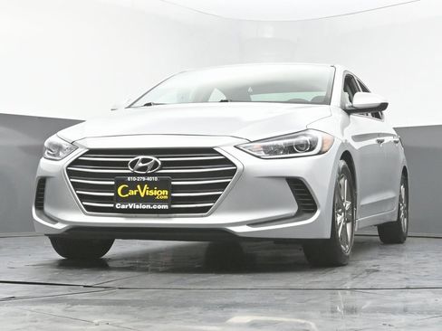 Used 2018 Hyundai Elantra SEL image 44