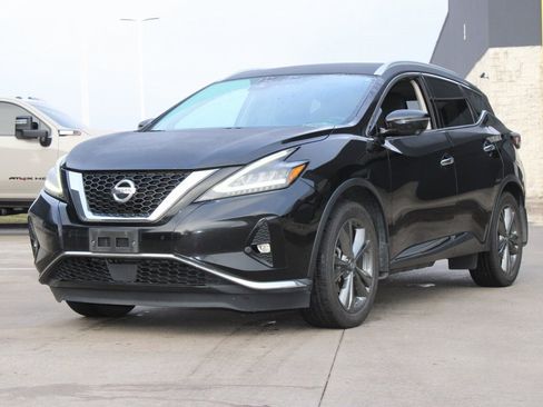 Used 2019 Nissan Murano Platinum image 2