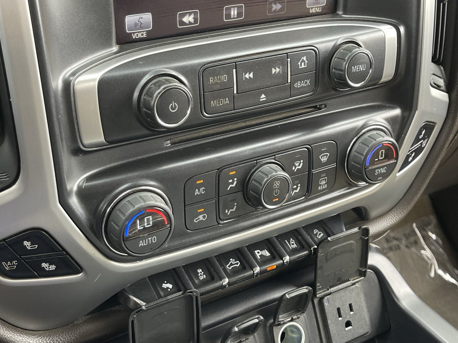 Used 2014 GMC Sierra 1500 SLT AWD/4WD image 27