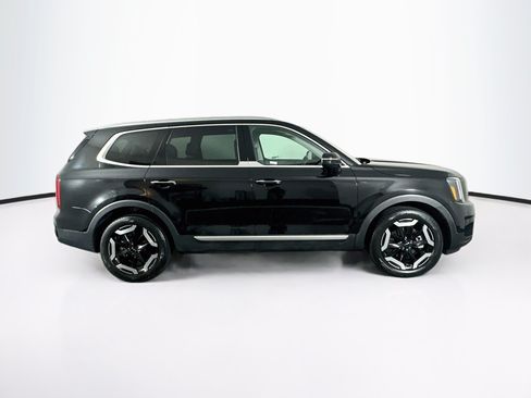 Used 2025 Kia Telluride S FWD image 10
