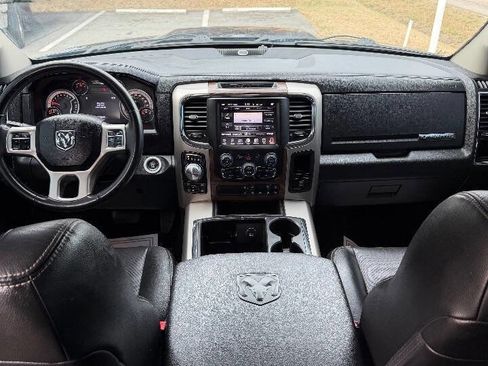 Used 2015 RAM 1500 Laramie w/ Convenience Group image 12