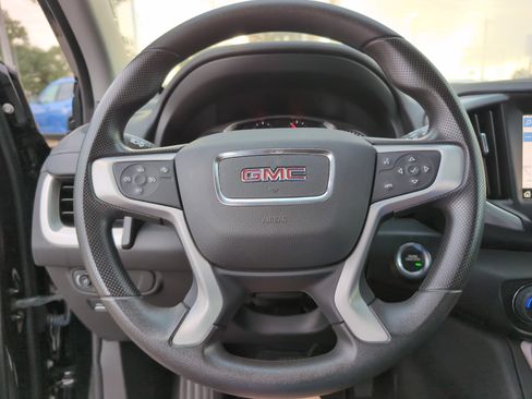 Used 2022 GMC Terrain SLE w/ Driver Convenience Package image 21