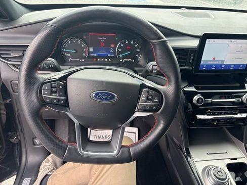 Used 2022 Ford Explorer ST-Line w/ Class IV Trailer Tow Package image 26