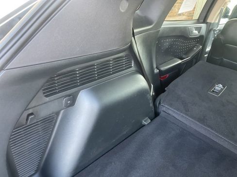 Used 2020 Ford Escape SEL image 58