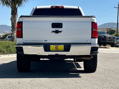 Used 2017 Chevrolet Silverado 1500 LT w/ LT Eassist Package AWD/4WD image 4