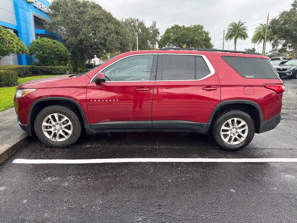 Used 2019 Chevrolet Traverse LT AWD/4WD image 3