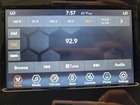 Used 2021 Jeep Compass Latitude w/ Sun and Sound Group FWD image 25