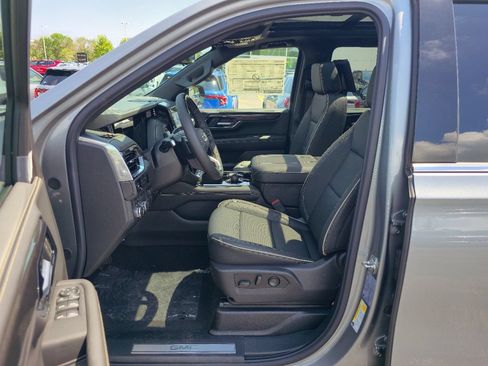 New 2026 GMC Yukon XL Elevation w/ Elevation Premium Package AWD/4WD image 21