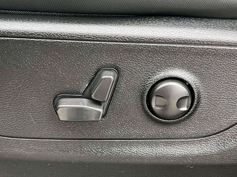 Certified 2022 RAM 1500 Big Horn w/ Back Country Package image 18