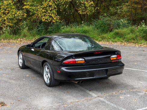 Used 1997 Chevrolet Camaro SS w/ SS Alteration Pkg image 29