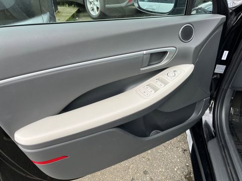 Used 2025 Hyundai Sonata SEL image 18