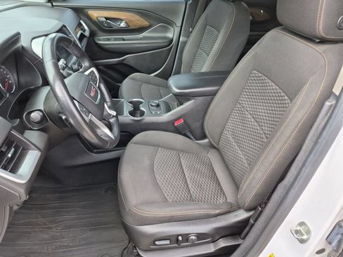 Used 2018 GMC Terrain SLE w/ Driver Convenience Package FWD image 16