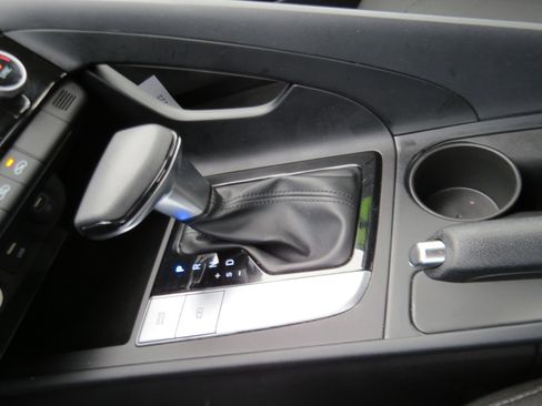 Used 2021 Hyundai Elantra SEL image 19