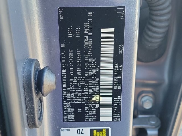Used 2025 Toyota Corolla Cross AWD Hybrid image 28