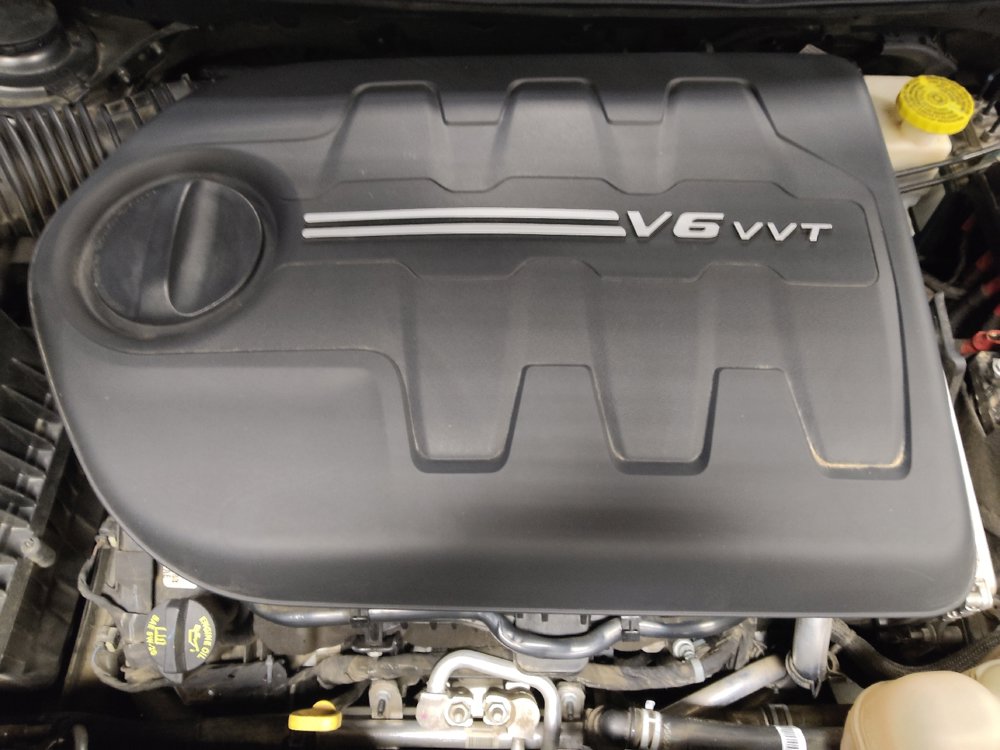 Used 2022 Jeep Cherokee Trailhawk w/ Comfort/Convenience Group AWD/4WD image 30