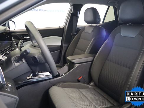 Used 2025 Chevrolet Trax LT image 22