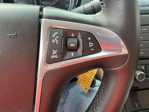Used 2011 Buick Regal CXL FWD image 18