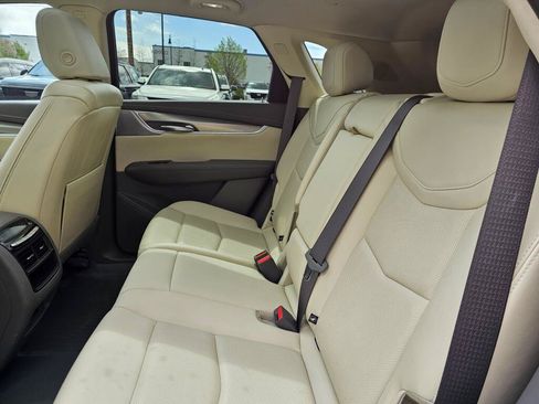 Used 2023 Cadillac XT5 Premium Luxury w/ Technology Package AWD/4WD image 20