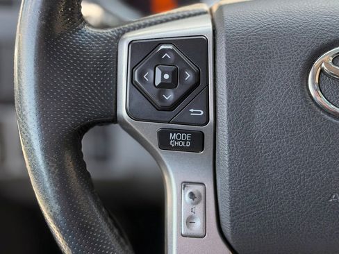 Used 2015 Toyota Tacoma 4x4 Access Cab V6 w/ SR5 Package image 8