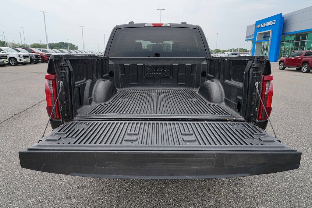 Used 2025 Ford F150 XLT w/ Equipment Group 301A Standard AWD/4WD image 15