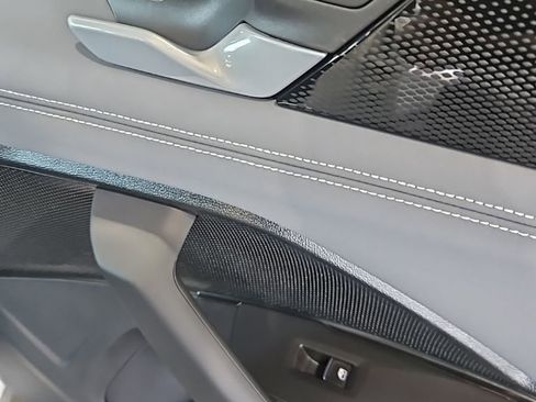 New 2026 Volkswagen Tiguan SE image 12