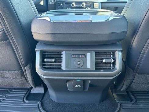 Used 2025 Ford F150 Lariat w/ Equipment Group 502A High AWD/4WD image 24