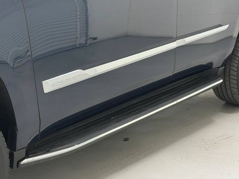 Used 2019 Cadillac Escalade Luxury RWD image 91