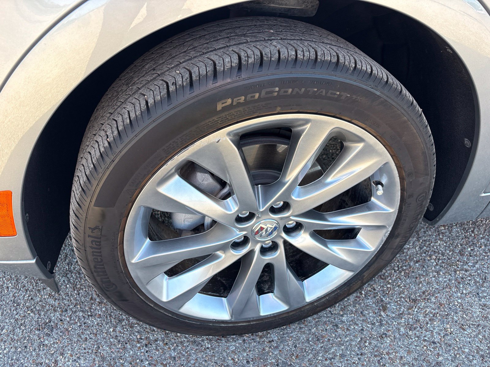 Used 2023 Buick Envision Avenir FWD image 38