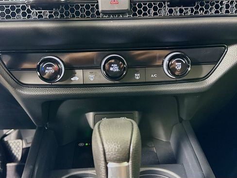 New 2026 Honda HR-V LX image 16