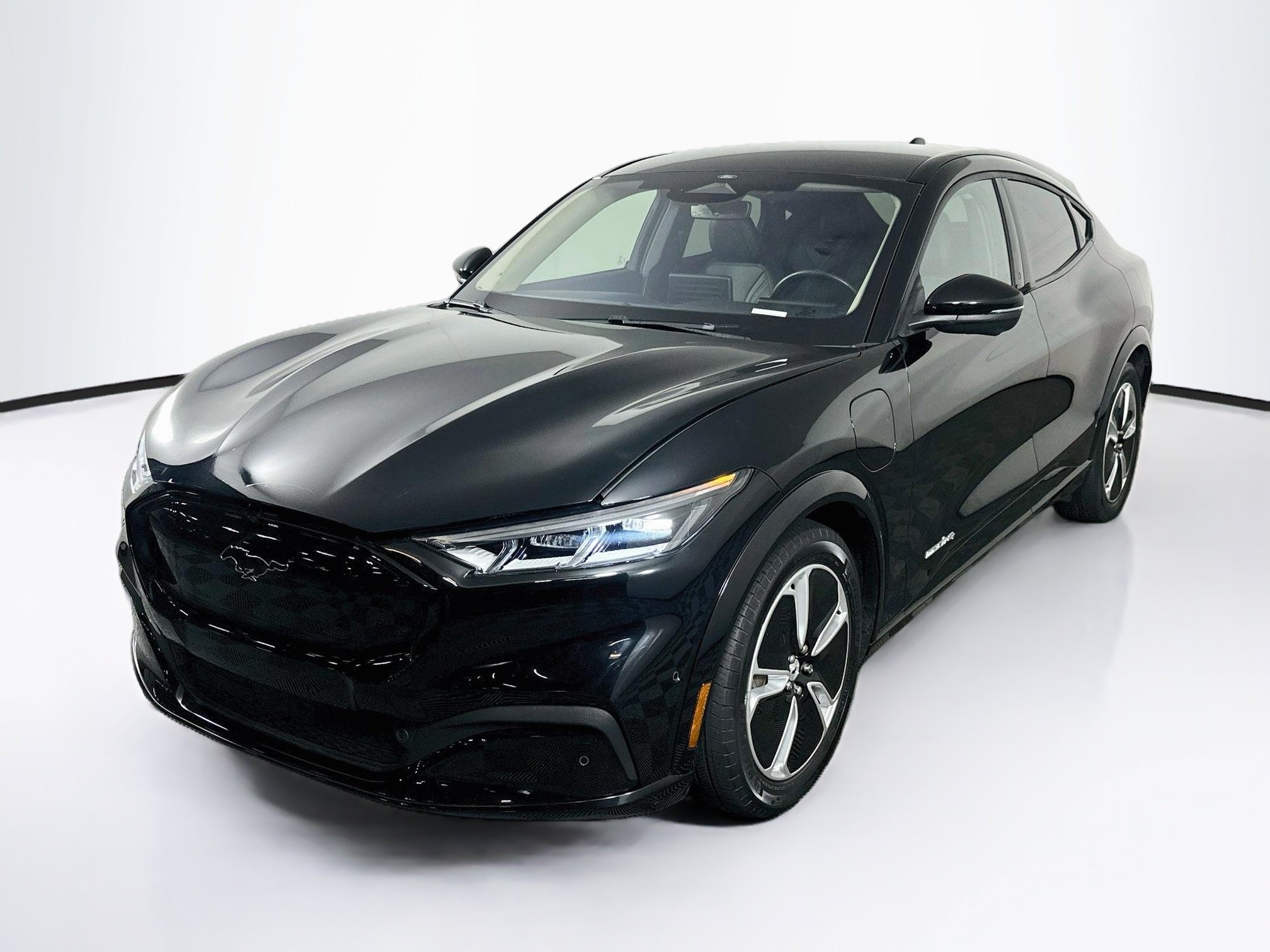 Used 2023 Ford Mustang Mach-E Premium AWD/4WD image 3