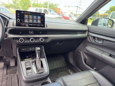 Certified 2025 Honda CR-V Sport-L image 25