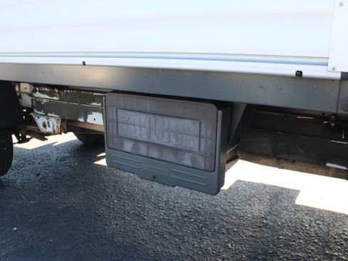 Used 2015 Freightliner Sprinter 3500 image 26