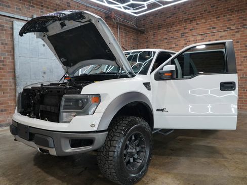Used 2014 Ford F150 Raptor w/ Equipment Group 801A Luxury AWD/4WD image 25