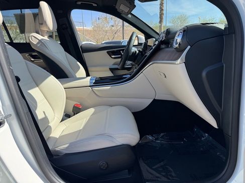 Certified 2026 Mercedes-Benz GLC 300 GLC 300 image 24