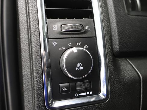 Used 2018 RAM 2500 Laramie image 43