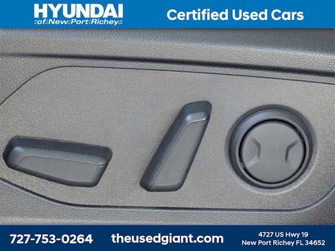 Used 2025 Hyundai Tucson Limited image 24