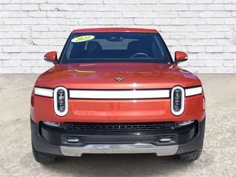 Used 2022 Rivian R1T Adventure image 6